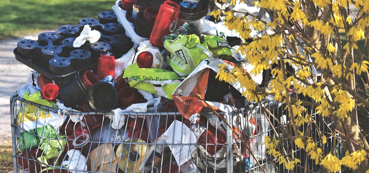 Globalne stopnie recyklingu tworzyw sztucznych: dlaczego odzyskujemy mniej niż 10 procent